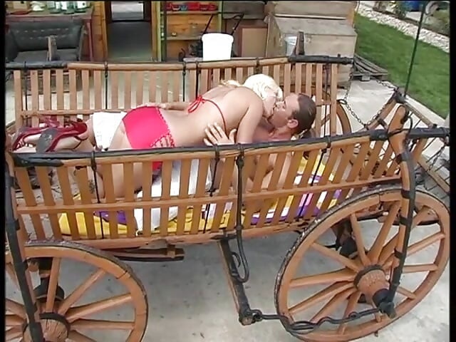 สวรรค์บนเท้าของคุณ - DVD