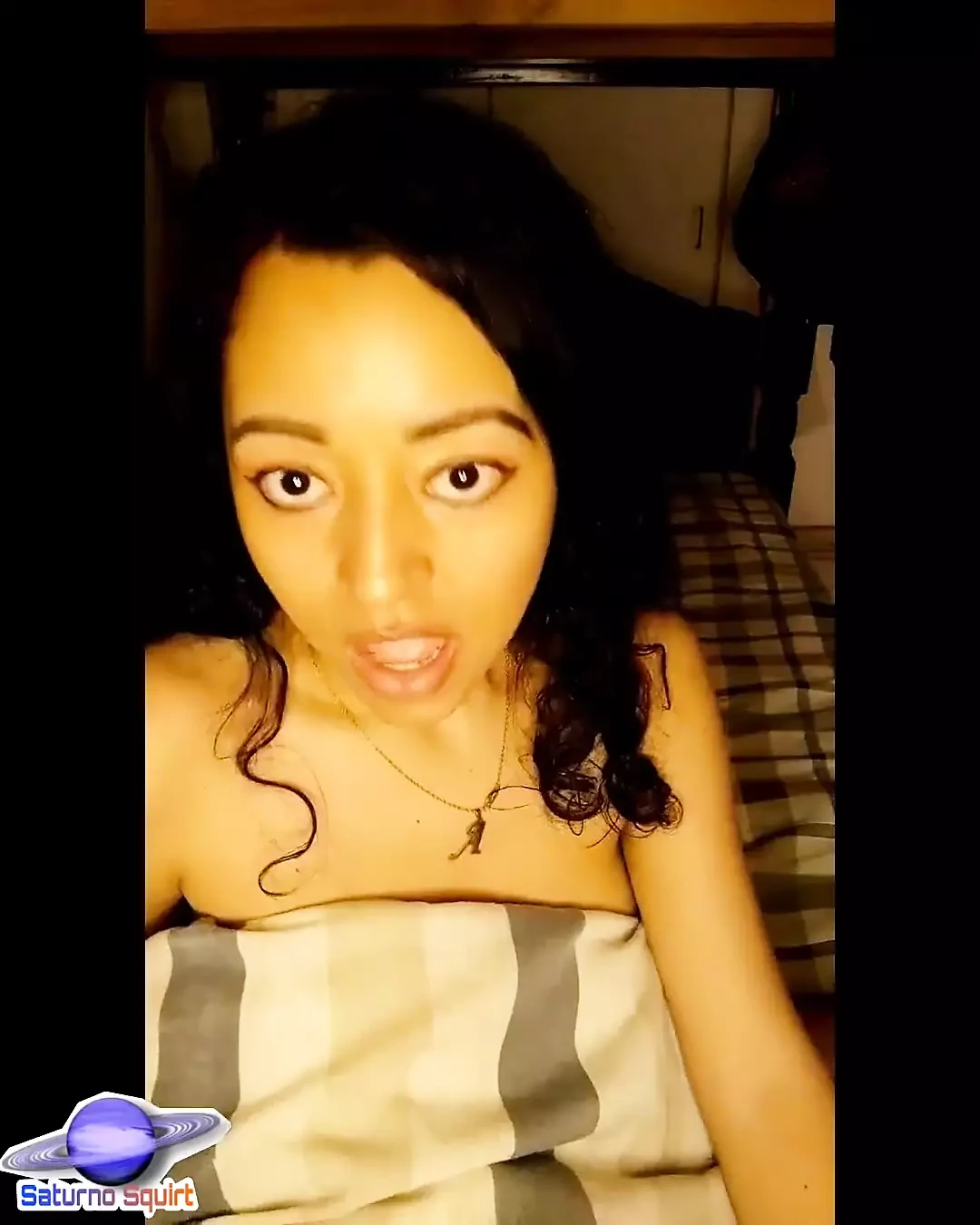 Saturn Squirts Her Fingers Inside Her Ass While She Puts Her Dildo in Her Pussy on All Fours