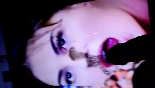 Jacqueline ateşli tükürük boşalma anısına