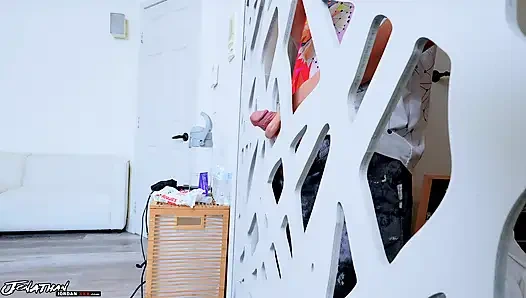 Cewek itu suka banget pantatnya dientot habis-habisan