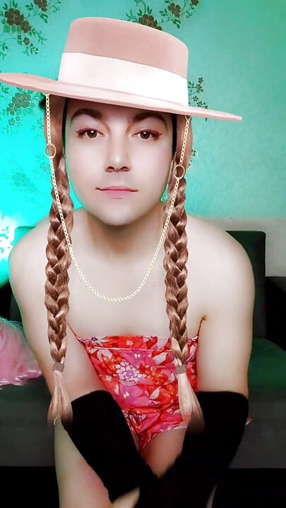 Vampirish Beauty Attractive and Seductive
