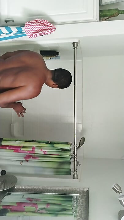 Groupe consensuel, gangbang après la convo et la douche