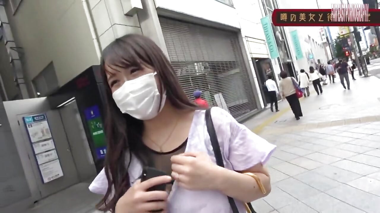 Snimanje strastvene lepotice koja voli svaki trenutak ispred kamere - 5