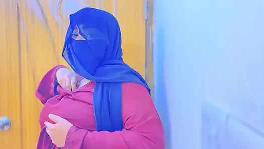 Ateşli mısırlı kız seninle seks yapmak istiyor