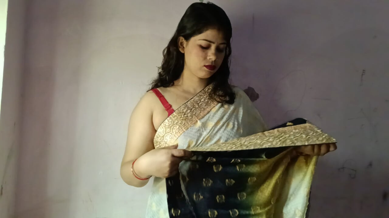 Wife's conversation with brother-in-law after husband goes out of the house Hindi Sex