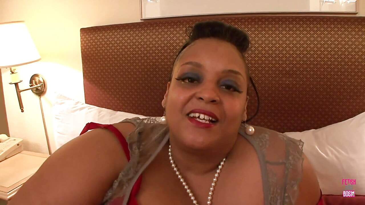 Super Chunky Brunette and Black Babes in Lingerie and Stockings Have Hot Lesbian Sex
