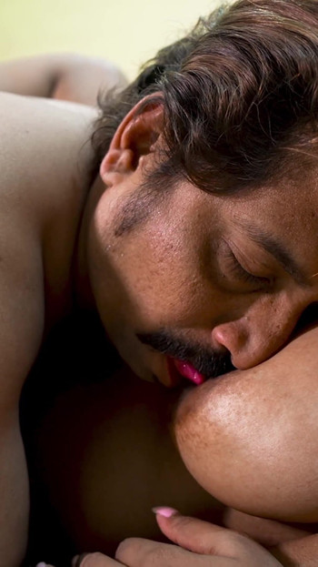 Pati ne patni ne patni ko nhi choda to ho gye gussa phir pati nhi patni ko chod chod ke chut ka pani nikal diya | Clip 2