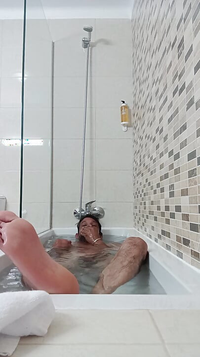 I Went to Take a Shower and Made a Video for My Followers.