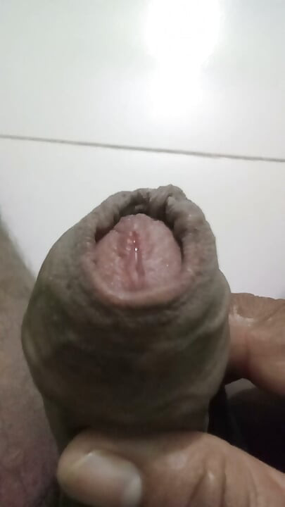 오락을 위해 자위하기.