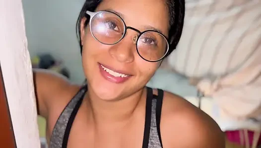 Submissive man and dominant girlfriend ! He gives her a blowjob while talking to the lover