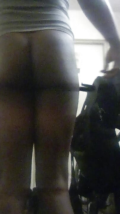 Sexy Heart Shaped Ass Bubble Butt Booty Ebony TS Solo Ass Spreading