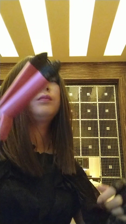 ゴスロリ 生着替え 全身タイツ | Clip 3