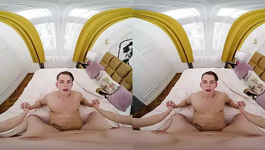 Pacarmu lagi asik mainin dildo favoritmu - vr