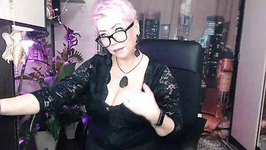 Cool mature bitch and doggystyle...))