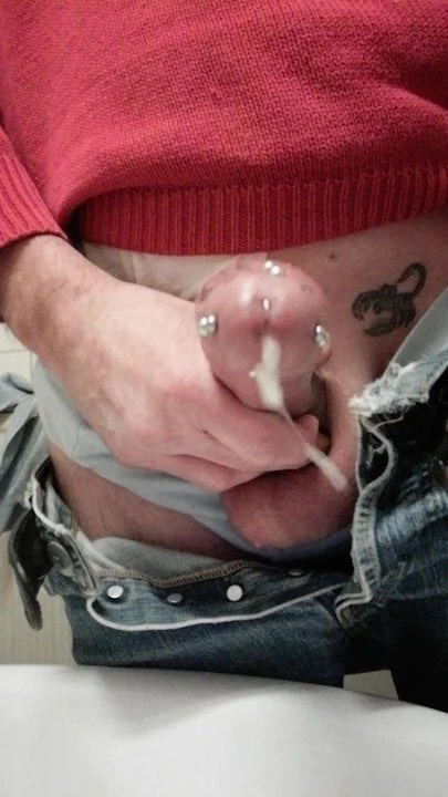 wank and cum!