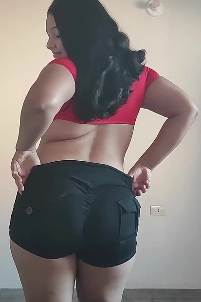 Jonge latina pik zuigen