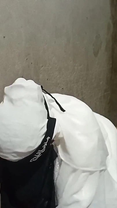 “巴基斯坦穆斯林妇女骑在未割包皮的鸡巴上”的精彩时刻