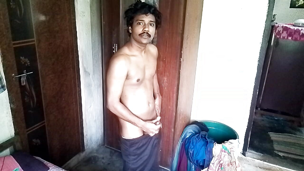 Camara Caught hot Indian guy solo sex
