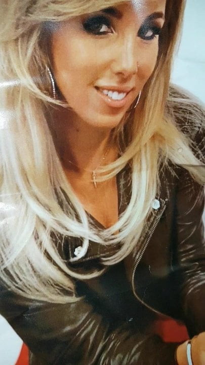 Annemarie abends vollgepisst