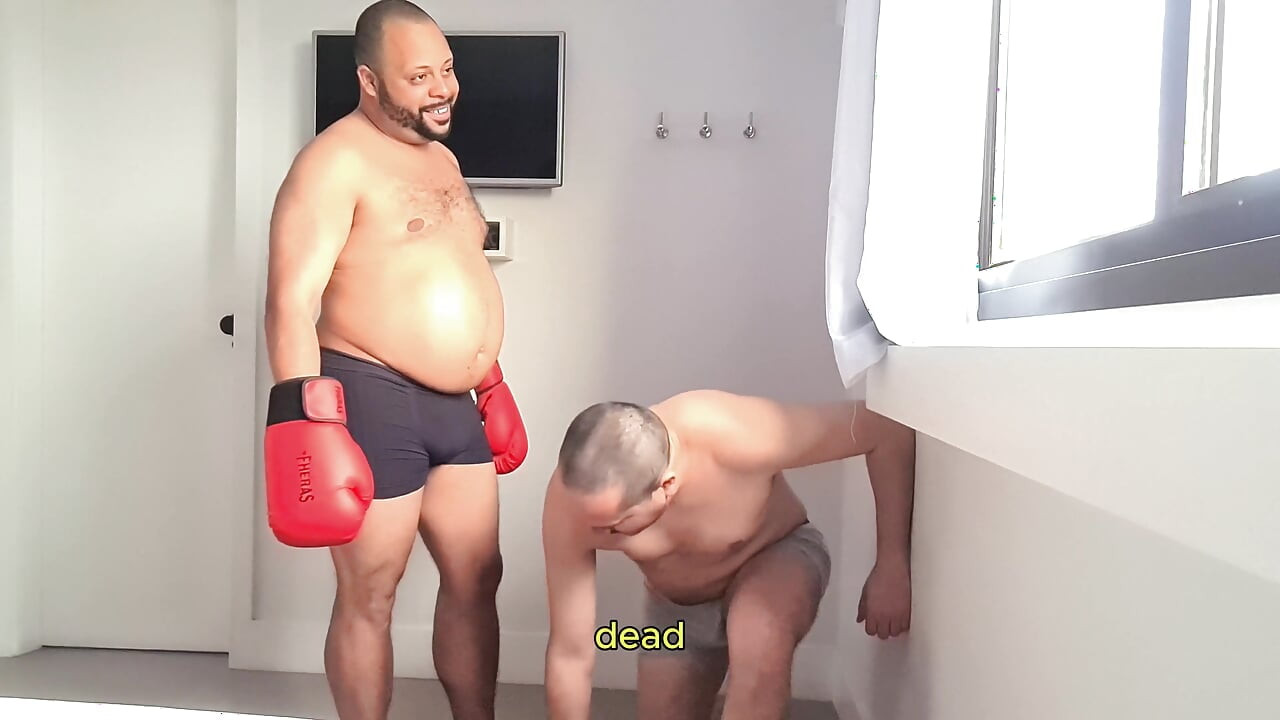 ベアジーニョ・ブラック - ボクシングのガットパンチ支配