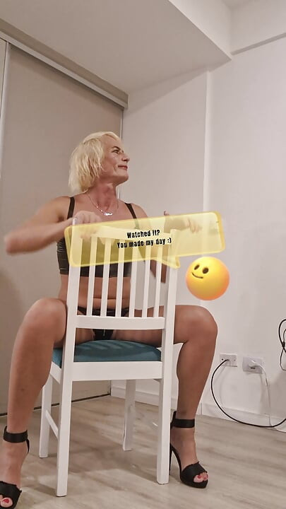 Gigi wearing clothes - Rare - trans girlfriend nice tryout