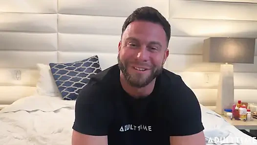 Seth berjudi di deadpool xxx! | Pornstar Interview | Khusus orang dewasa