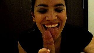 Unser erstes Porno-Video! Blowjob & schlucken! (ab 2011)