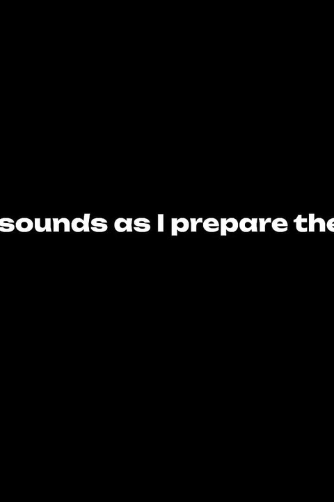 シナモンロールがお腹の中で食べられると、ぐるぐる回っているととても美味しそうに聞こえます!