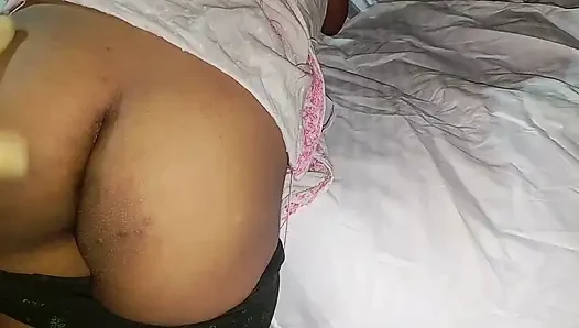 Dorf heißes mädchen erstmals sexvideo