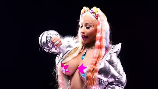 Nicki Minaj Trollz с пирожками