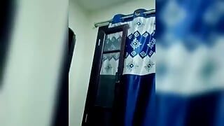 Тамильку Lanja трахнули со сводным братом в отеле - вирусное видео с большими натуральными сиськами