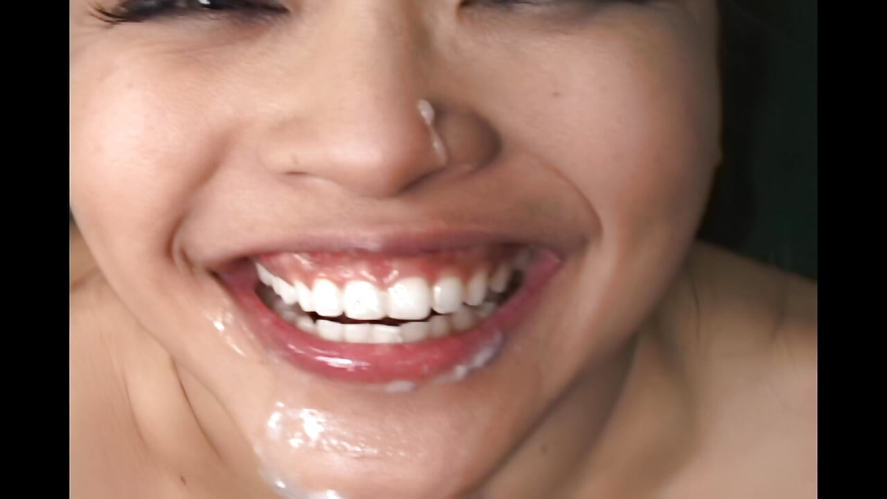 Mika Tan me jebe u moje slatko azijsko dupe posle časa