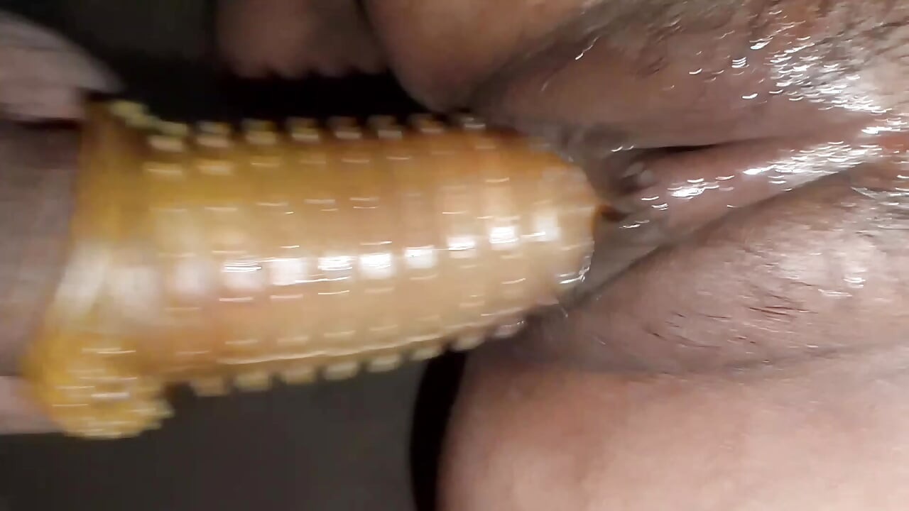 Danedar condom lagakar bhabhi ko Aaj Pani nikal Diya