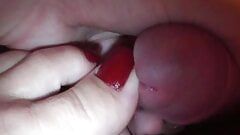 Red toenail lượt với lỗ đái