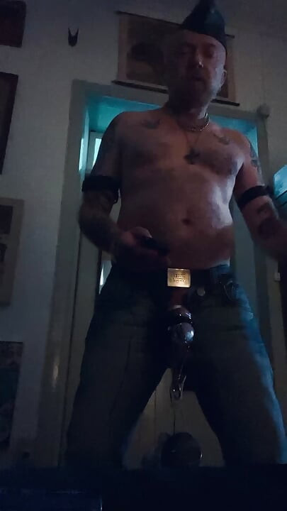 Moj kurac, igračke i ja se jako zabavljamo