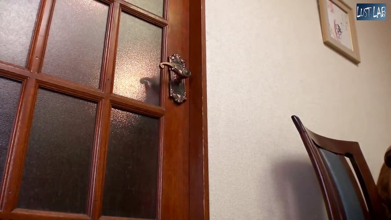 Trapný objev - jeho tajná reakce vede k nečekané lekci od dvou starších žen - část 3