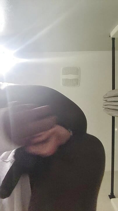 Crnomuran FemboyKrema Na Debeo Dildo