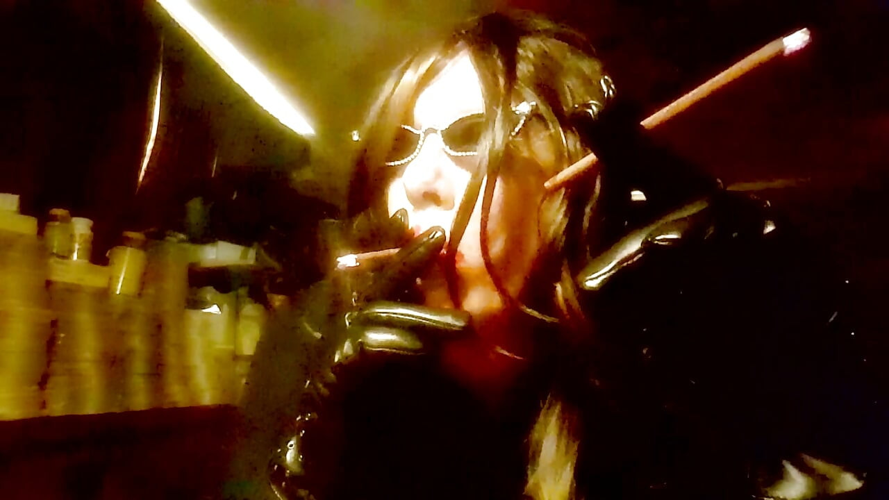 SITTING AT MY COMPUTER DESK AND SMOKING MORE120 LONG CIGARETTES