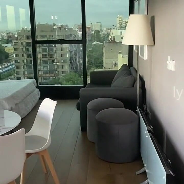 Fuck with the Real Estate Agent to Close the Sale!