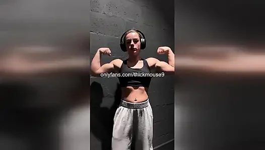 TikTok Babe's Pussy Accidentally Goes Viral