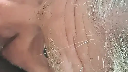 Малышка Blue Nasty обожает, когда за ней наблюдают