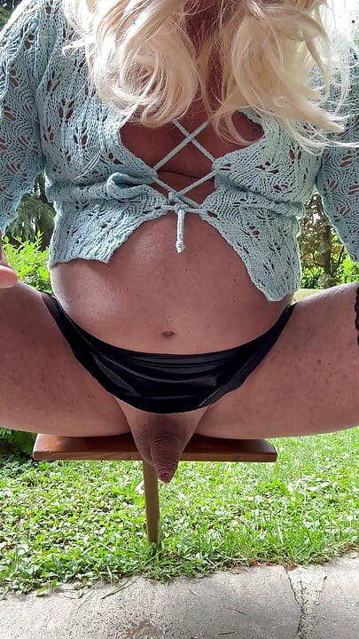 Shemale kassy54 piss