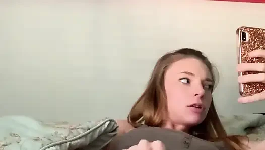 Кончает как хорошая девушка