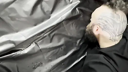 Toilet manusia menyemprotkan muncrat.