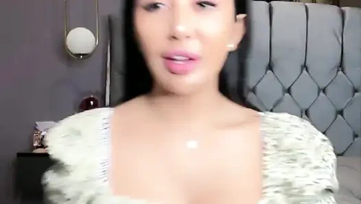 A Beautiful Girl Who Has A Crush On Her Boyfriend And Has A Crush On Her Boyfriend