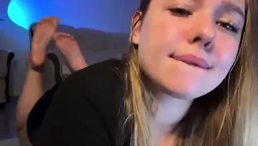 Jucielussie bouncing natural tits and fingering in doggystyle