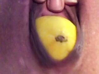 Más limones empujados