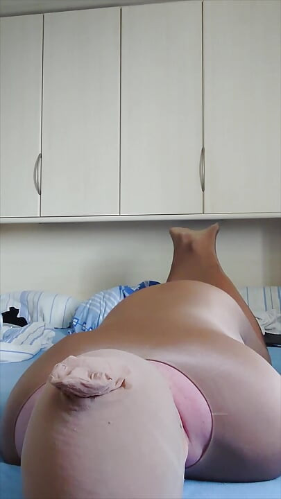 Carmen Nylonjunge Tests Bodystocking for Full Body