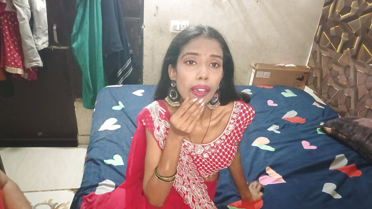 Muje chudne jada chusne me maja ata hai koi hai jo apna mota lund chushany