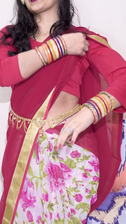 Detik menawan dari "bhabhi desi dikongkek dubur keras selepas blowjob mendalam. Video seks Hindi"